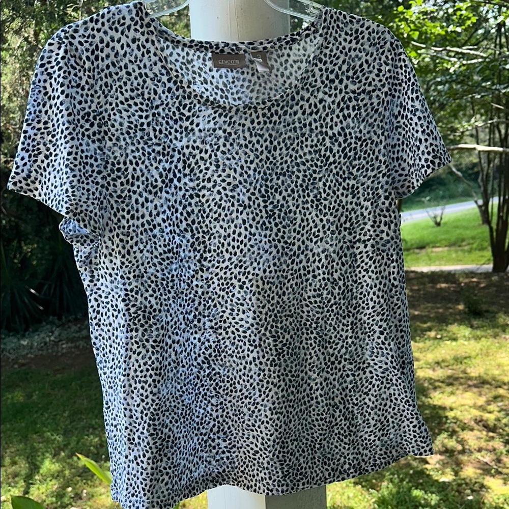 Chico's White and Blue Boxy Short Sleeve T-Shirt